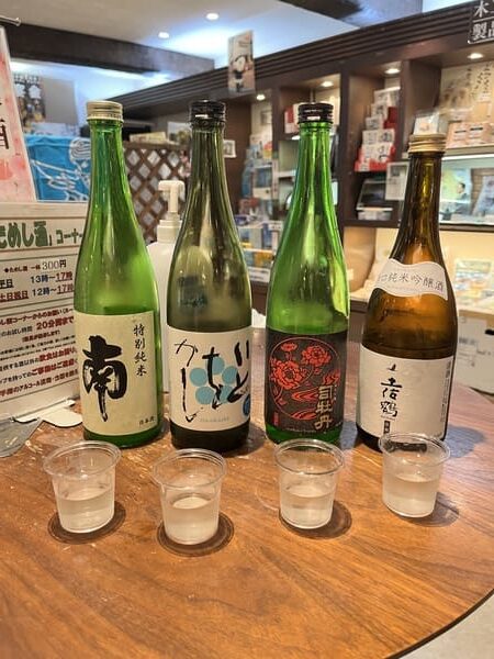 土佐の銘酒を飲み比べ